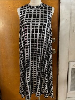 Sequin swing dress.  2xl.  Stretchy